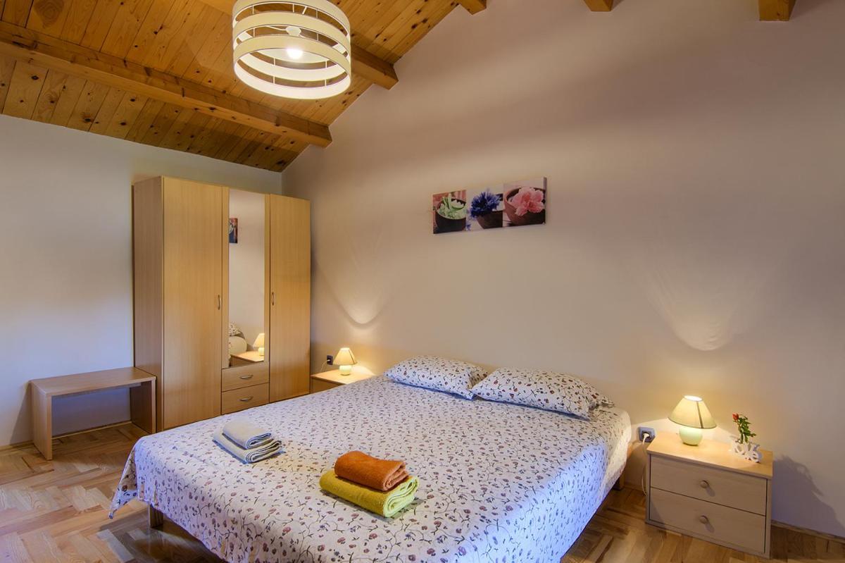 Holiday Home Kukurin Bale Exteriér fotografie